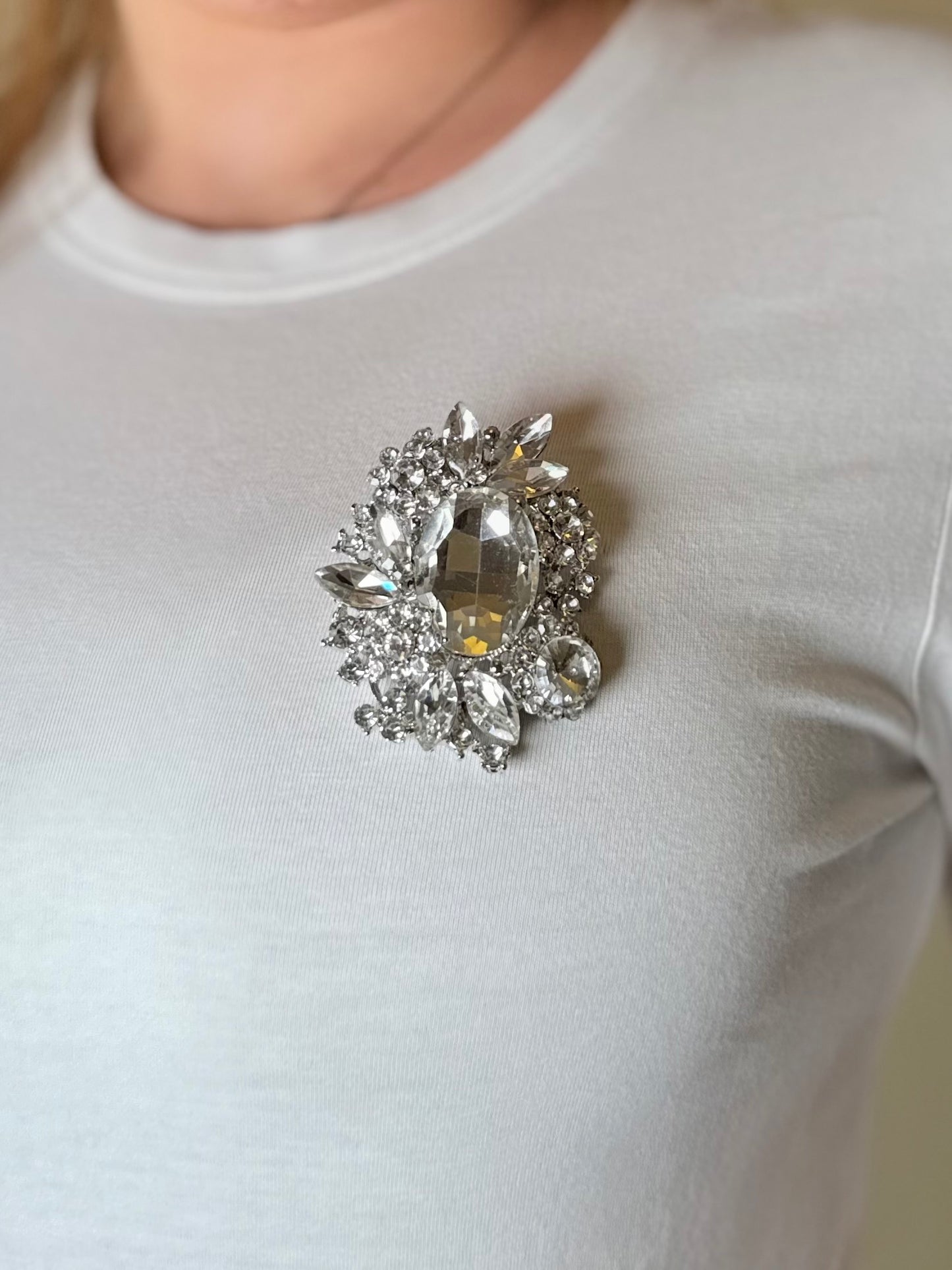 Broche