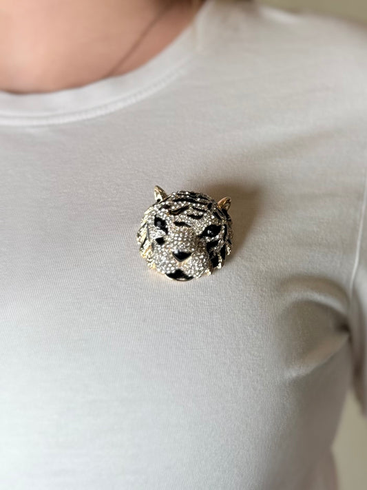 Broche