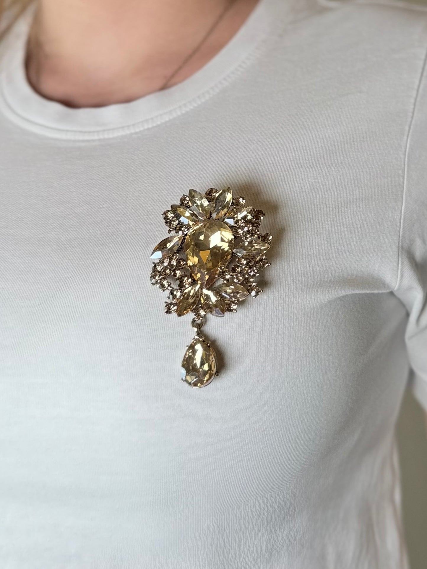 Broche